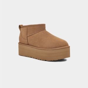 UGG Classic Ultra Mini Platform in Chestnut